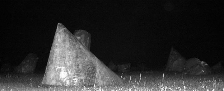 fsp3 010.JPG - the graveyard at midnight
